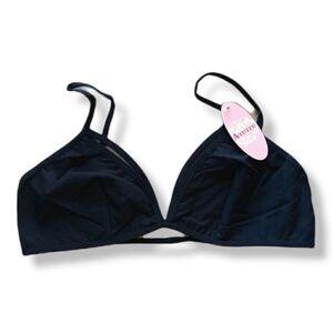 Peek-a-boo Bralette Black  